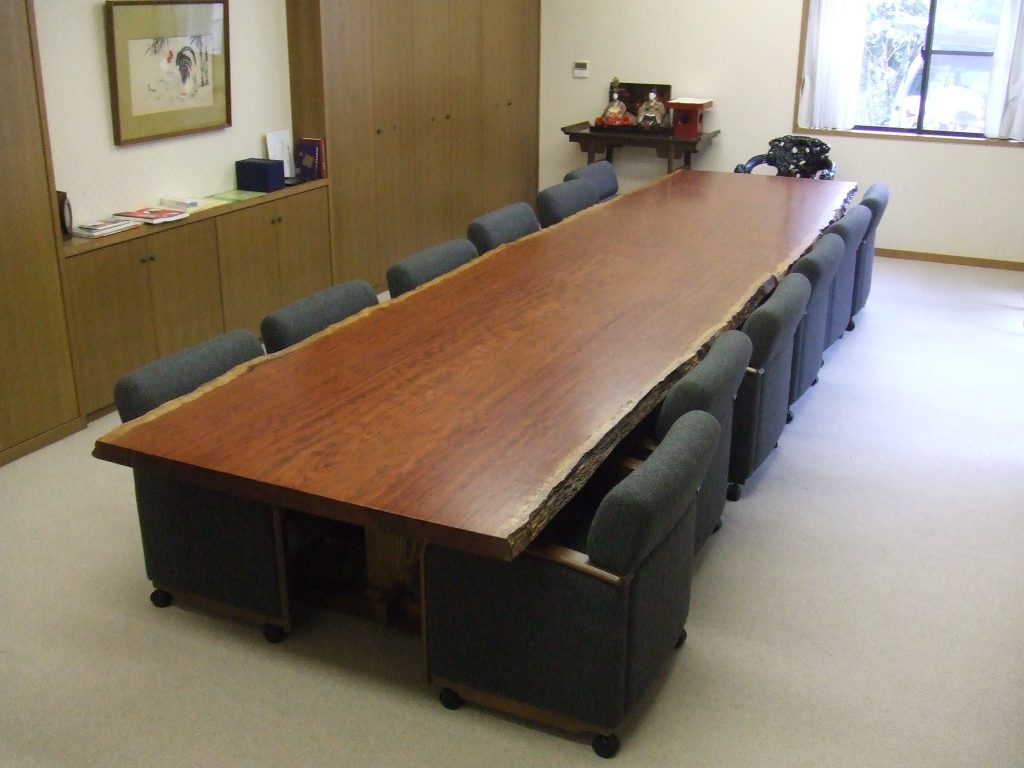 法人様用 会議室、打合せなどの大テーブルのご提案 | 新着情報 | 一枚